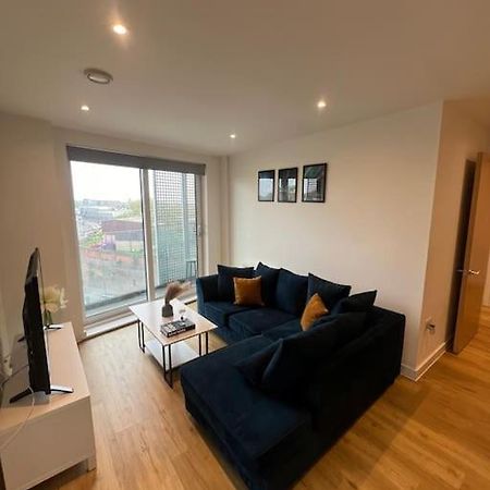 2 Bed Corner Apartment With Gym 맨체스터 외부 사진